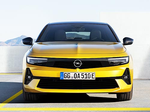    Opel Astra.      2022  - Opel