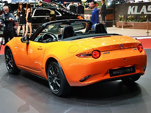 Mazda ��������� Volvo. ������� Mazda �� ���������� � ������ - Mazda