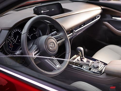 Mazda ��������� Volvo. ������� Mazda �� ���������� � ������ - Mazda