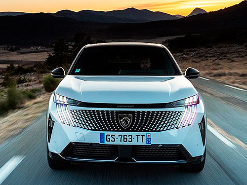       PEUGEOT 3008 - PEUGEOT