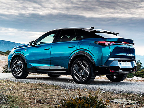  PEUGEOT 3008       - - PEUGEOT