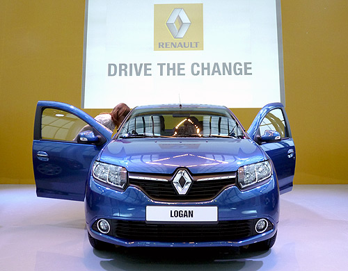        Renault Logan - Renault