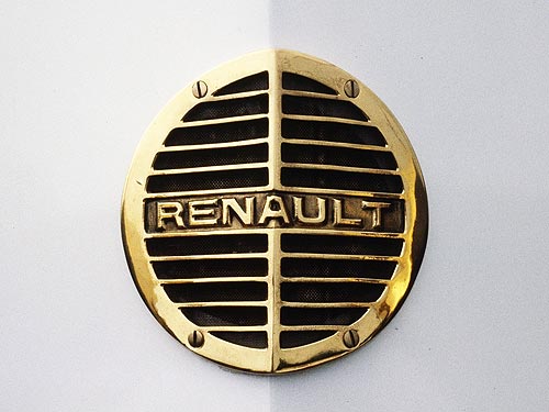  .      Renault? - Renault