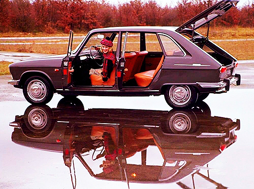  Renault    .    - Renault