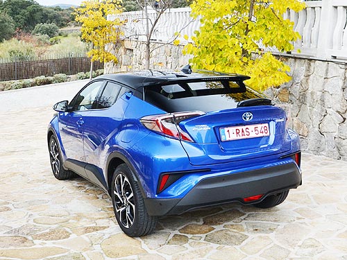 Toyota C-HR:     - - Toyota