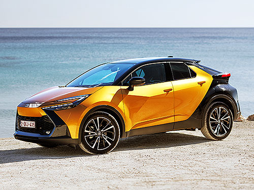 -  :  Toyota C-HR      2024  - Toyota