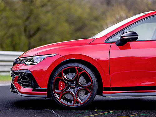    Volkswagen Golf GTI EDITION 50 - Volkswagen