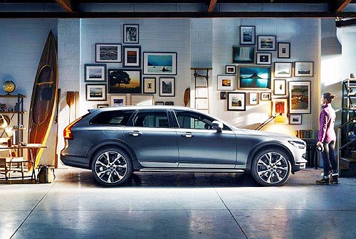    Volvo V90 Cross Country        - Volvo
