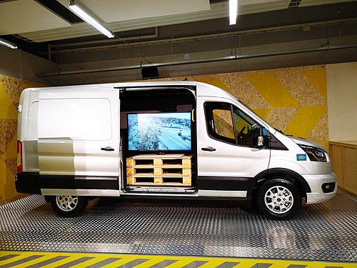     Ford Transit    - Ford