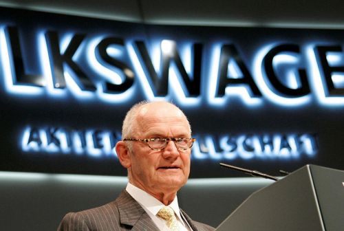 -:     Volkswagen   - 