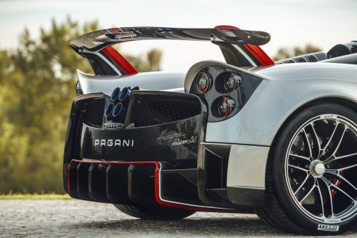 Pagani     - Pagani