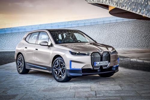 BMW  Tesla     ͳ