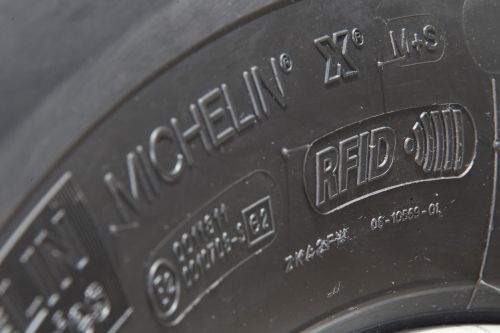 Michelin будет комплектовать 100% своих шин радио чипами. Что это даст?