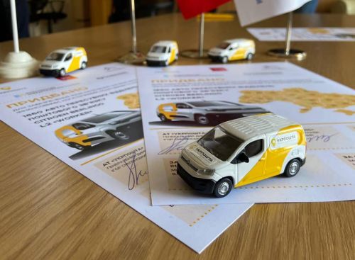 ""     Citroen Berlingo.    " " - 