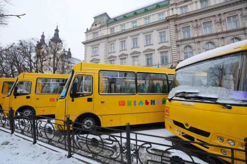 У січні український ринок автобусів показав зростання на 129% - автобус