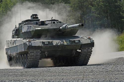    10   Leopard 2A5 - Leopard