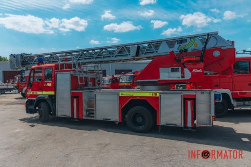 Британія передасть Україні 17 спеціальних пожежних машин - пожеж