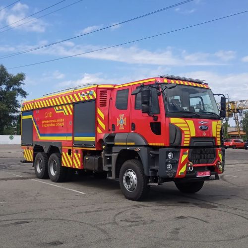 В Україні презентували експериментальну модель пожежної машини на базі Ford Trucks