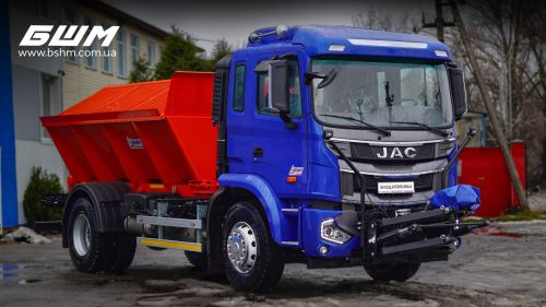 JAC нарощує поставки комбінованих машин для боротьби зі снігом