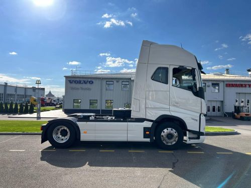   䳺     500- Volvo FH  I-Save - Volvo