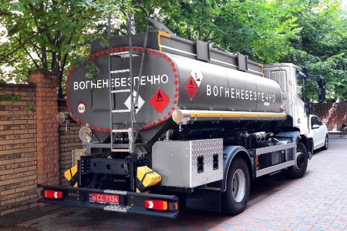   IVECO         4  15 3 - IVECO