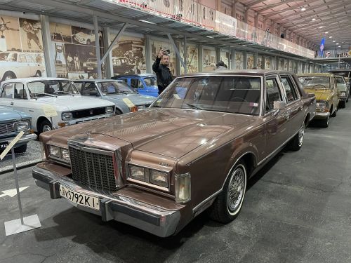     Old Car Land 2025