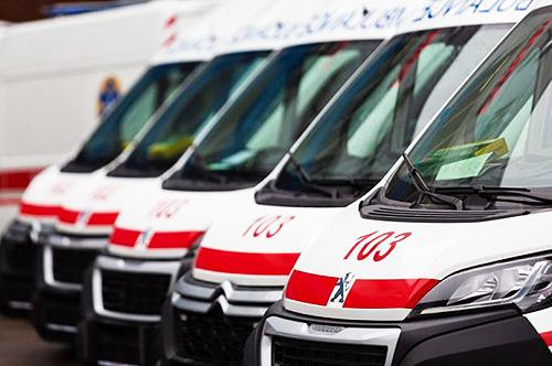 Учреждения Минздрава закупят еще 622 автомобиля "скорой помощи" - скорой помощи