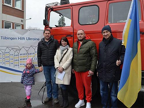 Німецькі благодійники передали в Кривий Ріг пожежну машину на шасі Iveco
