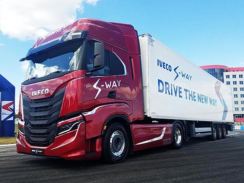     IVECO S-Way - IVECO