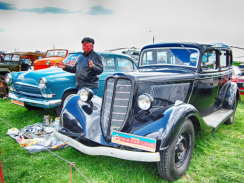      OldCarLand 2016