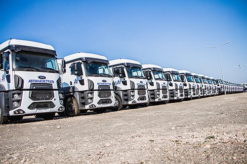 Ford Trucks     - Ford
