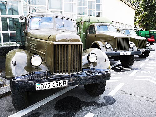       - Old Car Land 2019 - Old Car Land