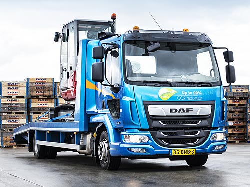 DAF        :  42  104 - DAF