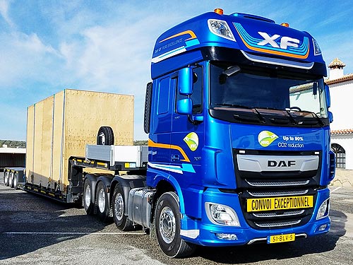 DAF        :  42  104 - DAF