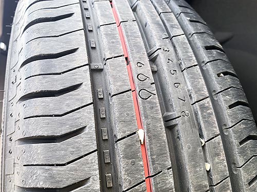 15 .    .        Nokian Hakka C2 - Nokian