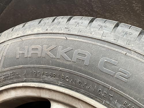       .    Nokian Hakka C2 - Nokian