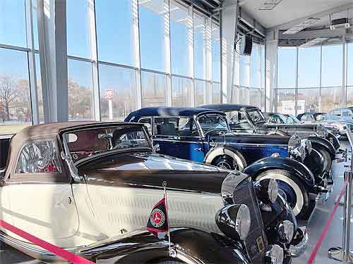 В Украине открылся новый музей ретро автомобилей необычного формата