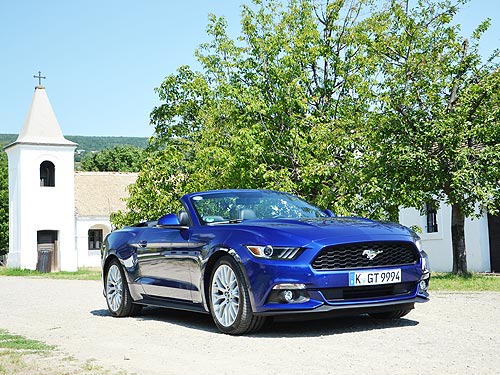 - Ford Mustang New.     