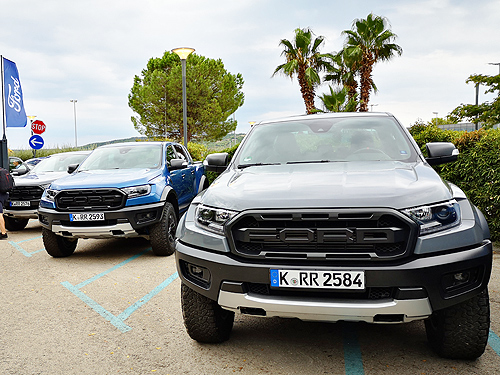 - Ford Ranger Raptor:     - Ford