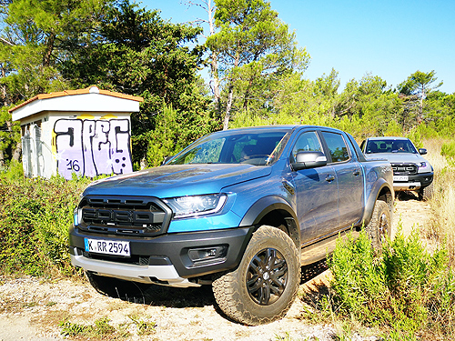 - Ford Ranger Raptor:     - Ford