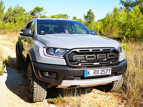 - Ford Ranger Raptor:     - Ford