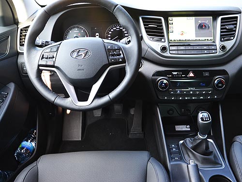 - Hyundai Tucson New:    