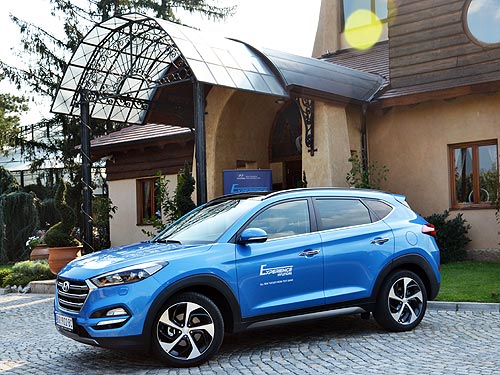 - Hyundai Tucson New:    