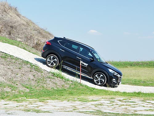 - Hyundai Tucson New:    