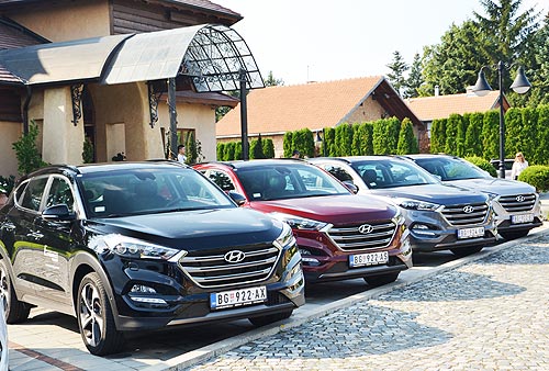 - Hyundai Tucson New:    