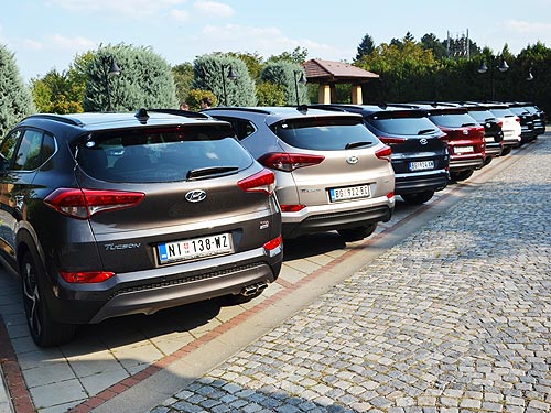 - Hyundai Tucson New:    