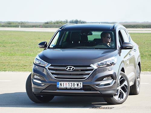 - Hyundai Tucson New:    