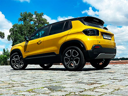 - Jeep Avenger:      - Jeep