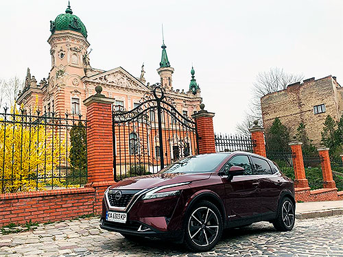Nissan Qashqai e-Power: ,    