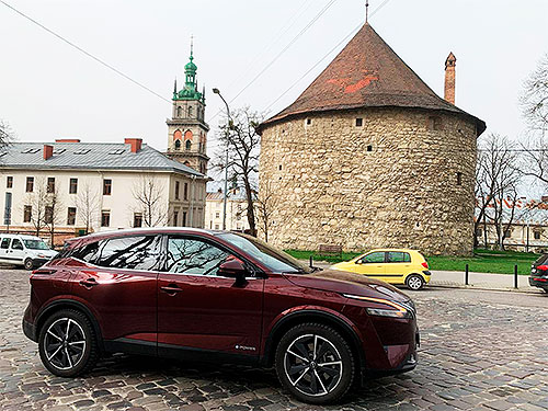 Nissan Qashqai e-Power: ,     - Nissan